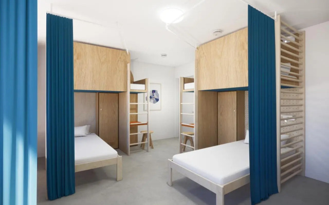 Ucpa Sport Station Hostel Paris
