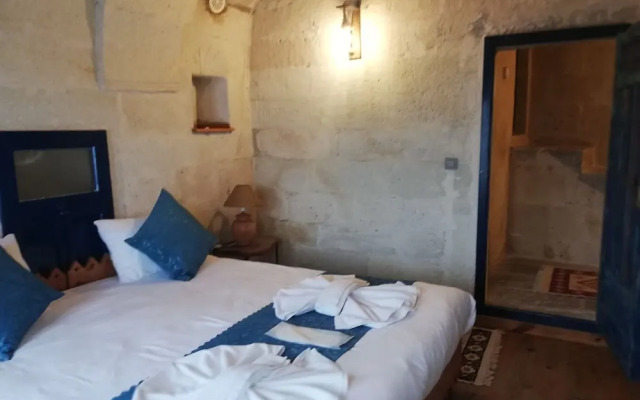 Cronos Cappadocia Cave Hotel