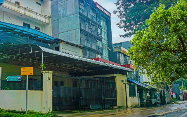 OYO 92285 Penginapan 21 Near Pasar Baru