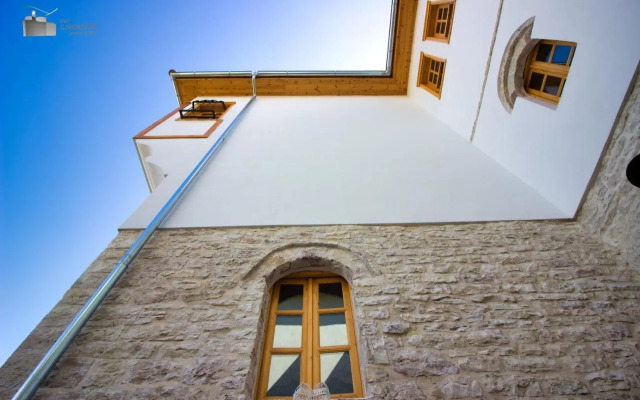 Mizeri Guest House