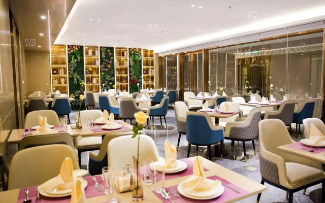 Lavande Hotel (Shenzhen Dongmen Shuibei Cuizhu Subway Station)