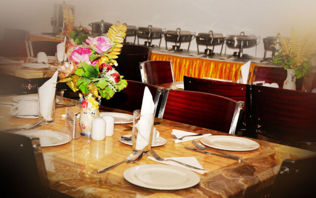 Immaculate Suites & Apartments