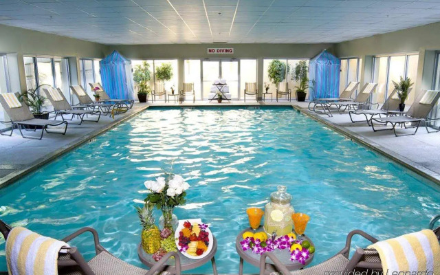 DoubleTree by Hilton Hotel Norwalk