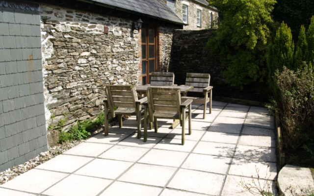 House With 2 Bedrooms in Looe, With Wifi - 4 km From the Beach