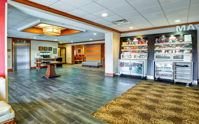 Hampton Inn Boston - Norwood