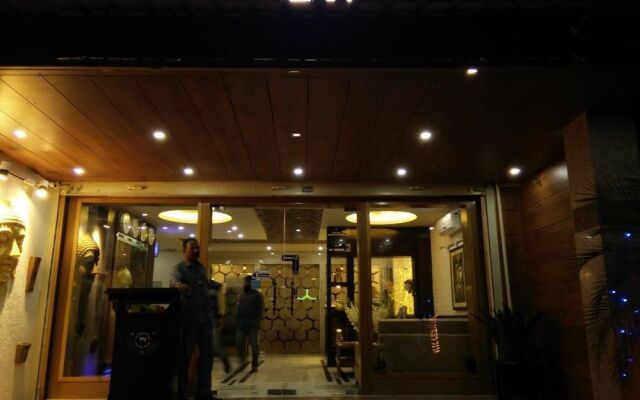 Dhauladhar Heights