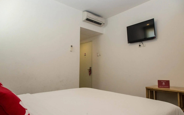 ZEN Rooms Batu Pageh Legian Kuta