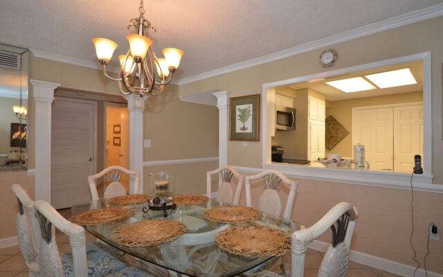 Shoreline 1065 Condo by RedAwning