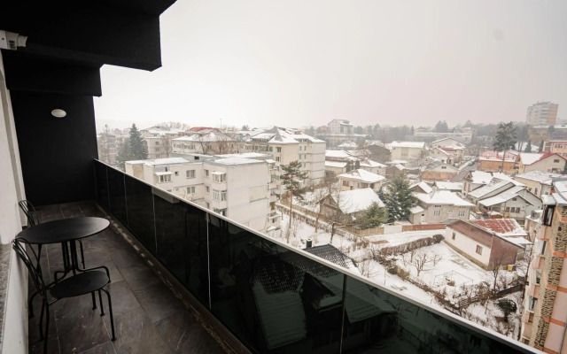 Central Tower Apartments