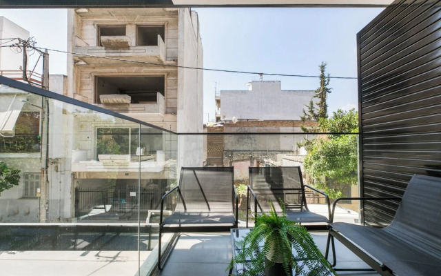 Zeni Stylish Studio W Balcony in Athens