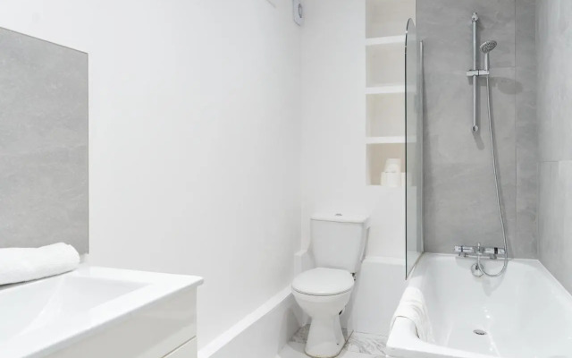 Kennington Apartment E/Apartment