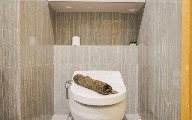 Elegant And Nice Studio At Capitol Suites Apartment