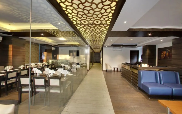 Hotel Grandeur