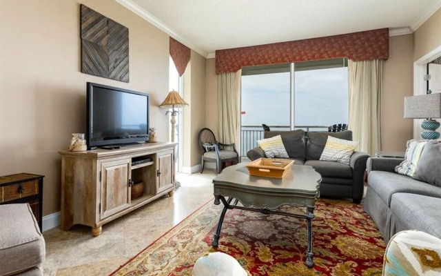 Palacio 501 by Meyer Vacation Rentals