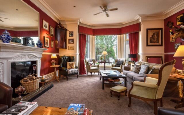 Cheshire Hospitality Ltd T/A Lennox Lea Studios & Apartments