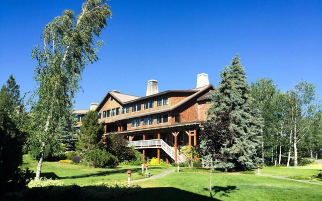 Sun Mountain Lodge