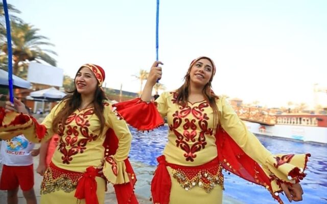 Byoot Bay Hotel & Resort