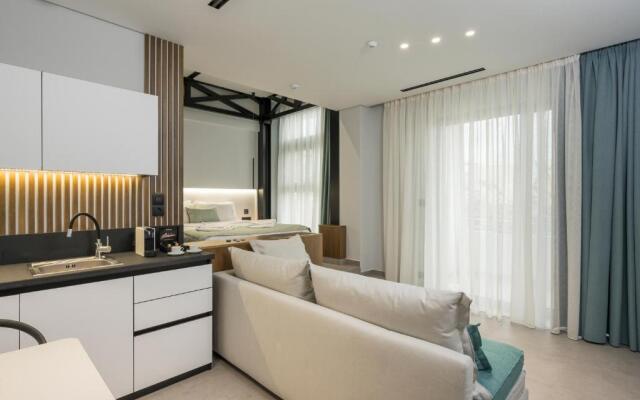 Ostrakon Suites