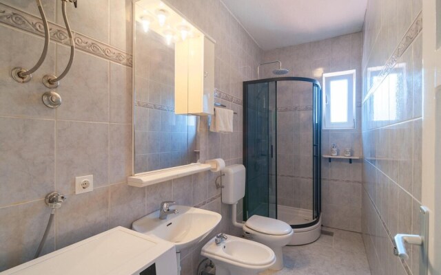 Stunning Apartment in Supetar With Wifi and 2 Bedrooms