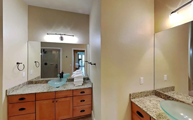 Historic Aragon Executive Apartment