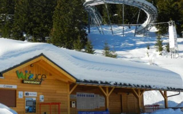 Appartement Le Pleynet, 1 pièce, 4 personnes - FR-1-557A-15