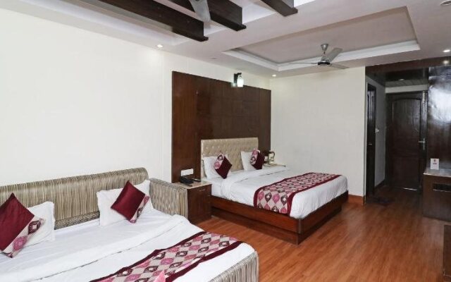 Hotel Basera