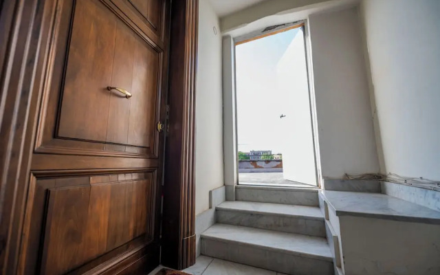 St. John Basilica Lovely Tower Apartment