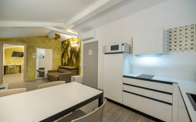 YUGOGO GRAZIOLI 27 Trento Centro