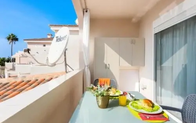 A3 Country Club Accommodation with POOL!