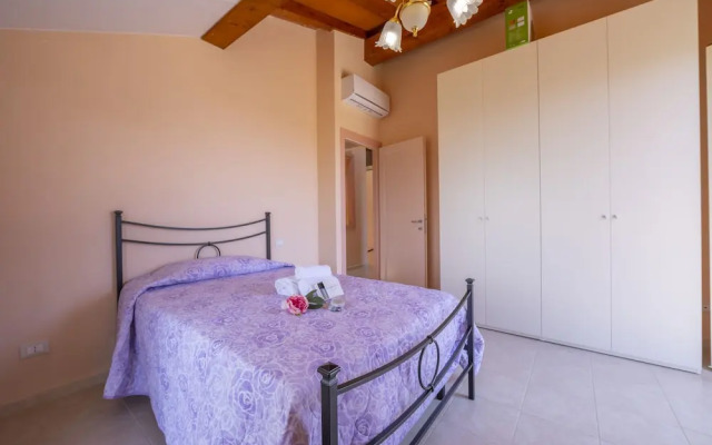 Villa Clara few km From the sea