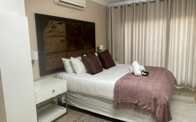 Boat Yard Guest House