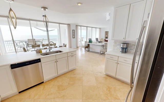 Oceania 602 3 Bedroom Condo