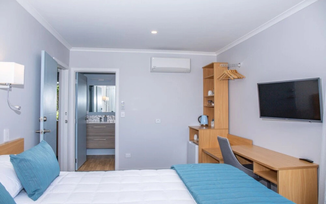 Changing Tides BnB – Guest Rooms – Opua