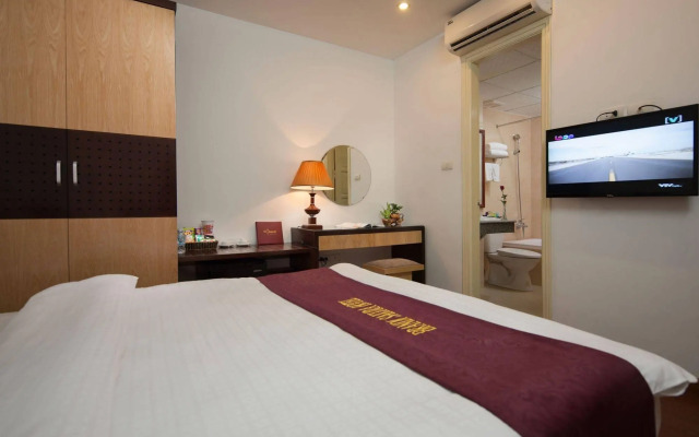 Tu Sakura Hotel