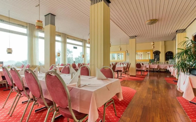 FF&E Hotel Dania