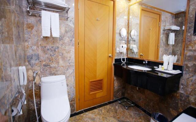 A25 Luxury Hotel