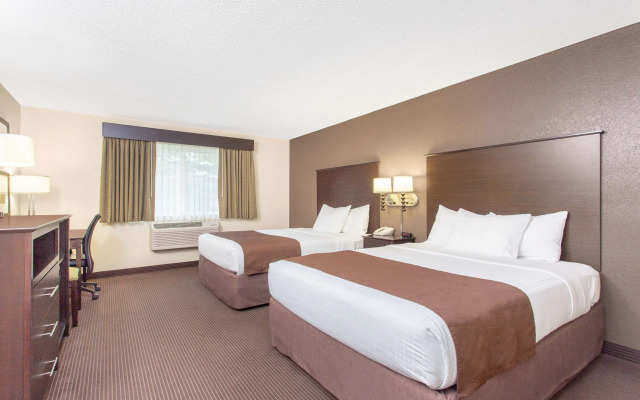 AmericInn by Wyndham Rhinelander
