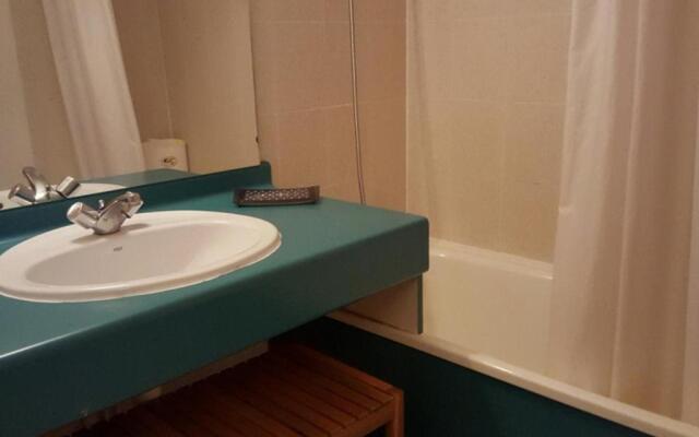 Appartement La Tania, 2 pièces, 5 personnes - FR-1-513-7