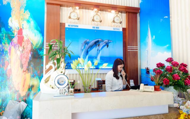Halo Hanoi Hotel