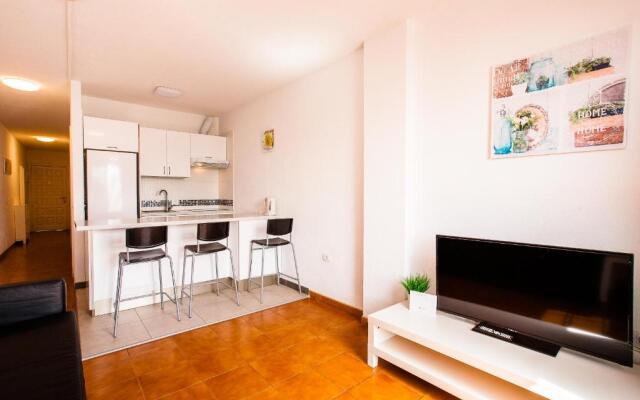 Apartment Avenida de Los Pueblos 16