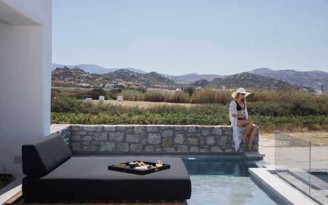 Milestones Naxos Hotel