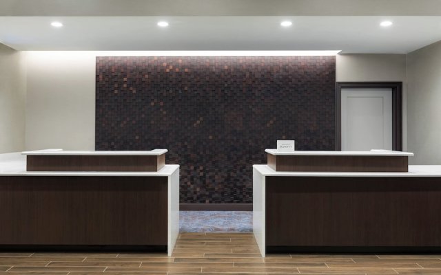 Residence Inn Long Island Garden City