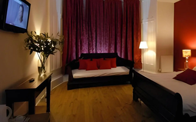 No.32 Hotel