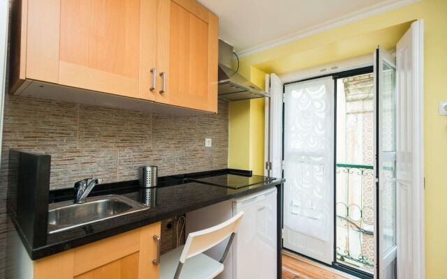 Lisbon Low Cost Apartments