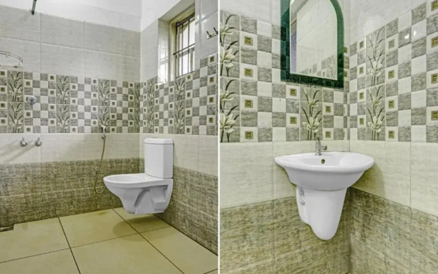 Clements Holiday Home By OYO Rooms