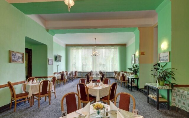 Hotel Kossuth