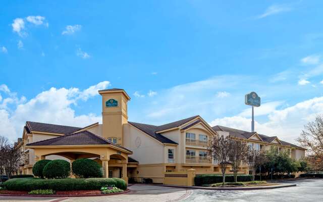 La Quinta Inn & Suites by Wyndham Macon