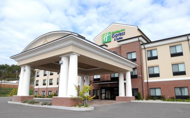 Holiday Inn Express Hotel & Suites Cambridge