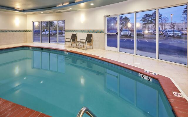 Holiday Inn Express Hampton - Coliseum Central by IHG