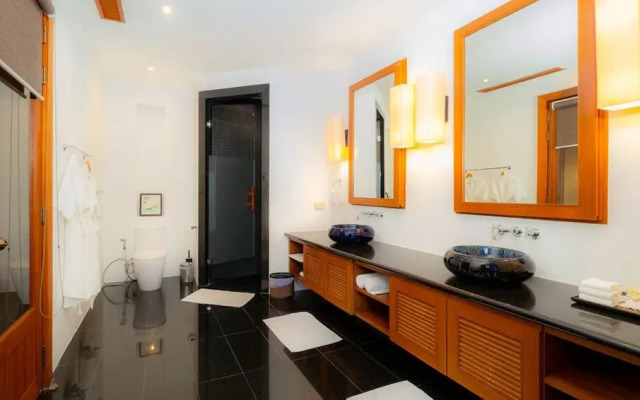 Seaview Villa In Hilltop Estate - VYS1